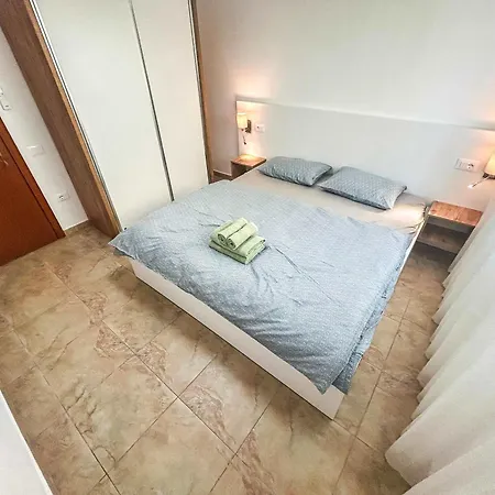 2 Bedroom 1429 Durres